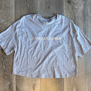 Dos Gardinias Gray Women’s cropped T-Shirt 0113
